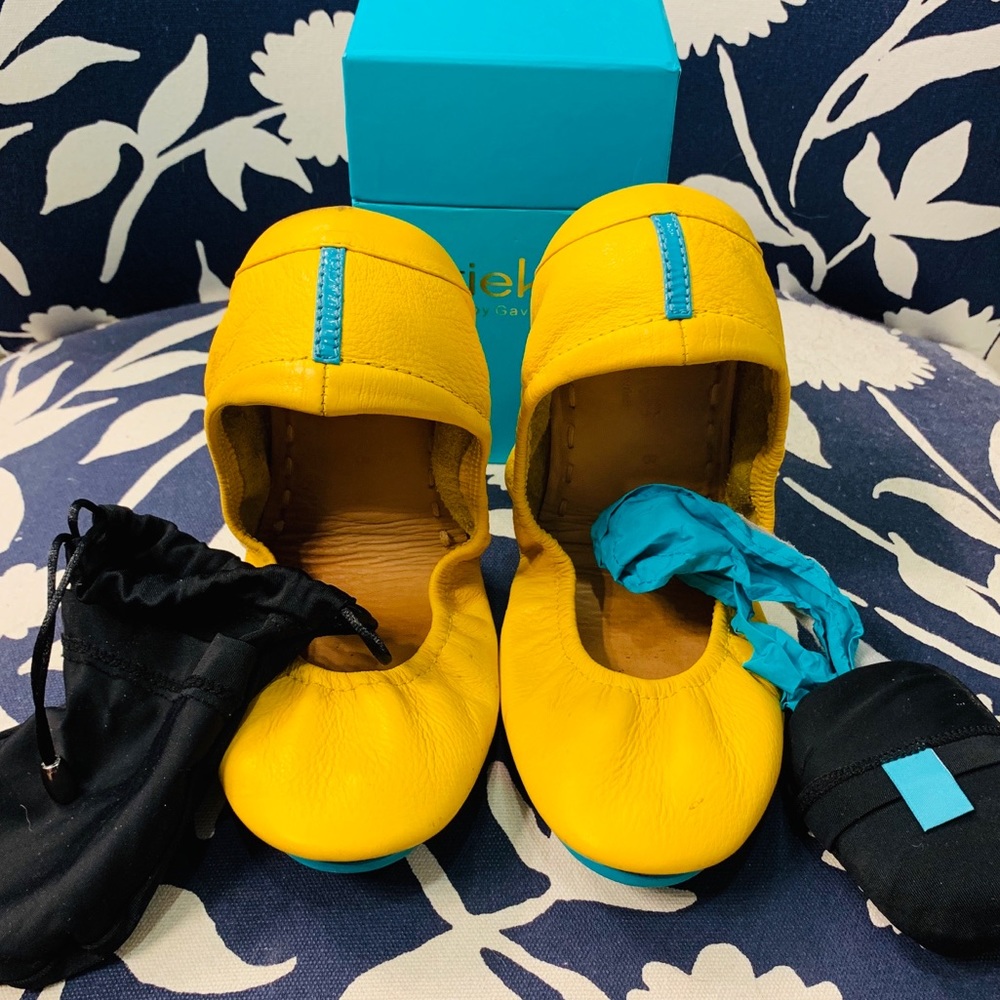 Tieks Mustard Yellow 💛💛size 8 Great 👍 Condition